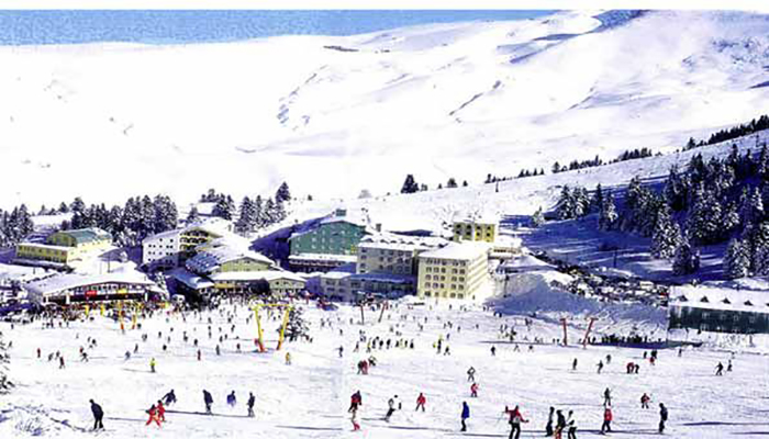 نگاهی کلی به پیست اسکی کاراتپه استانبول